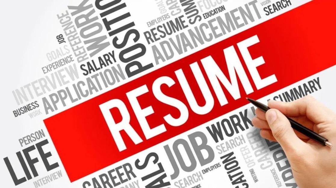 Unlock Your Career Potential: The Benefits of Hiring Professional Resume Writers in the UAE for the UAE